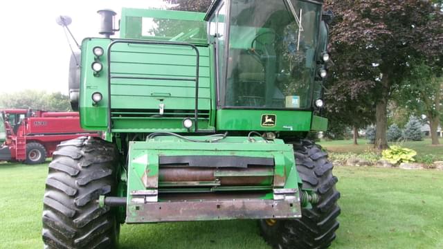 Image of John Deere 7720 Titan II equipment image 1