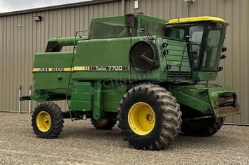 Main image John Deere 7720