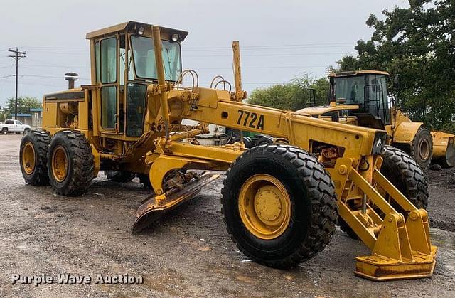 Image of John Deere 772A equipment image 3