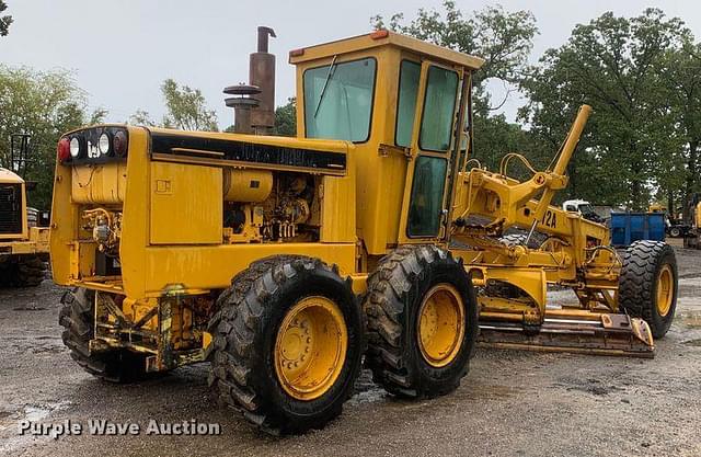 Image of John Deere 772A equipment image 2