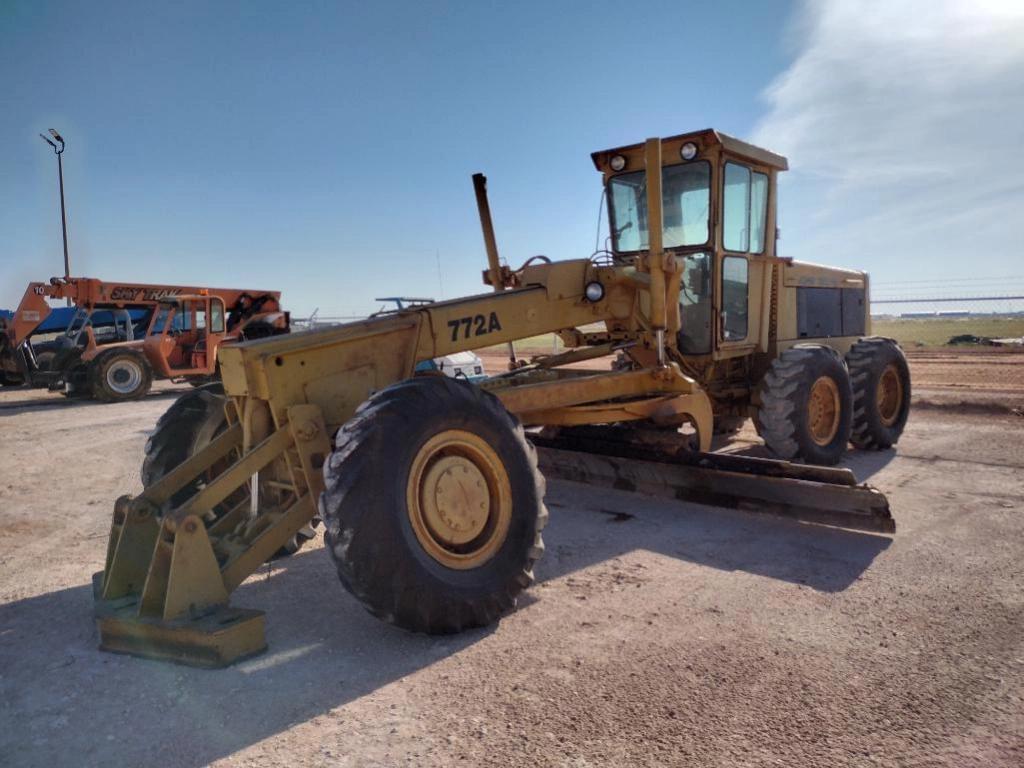 Image of John Deere 772A Primary image