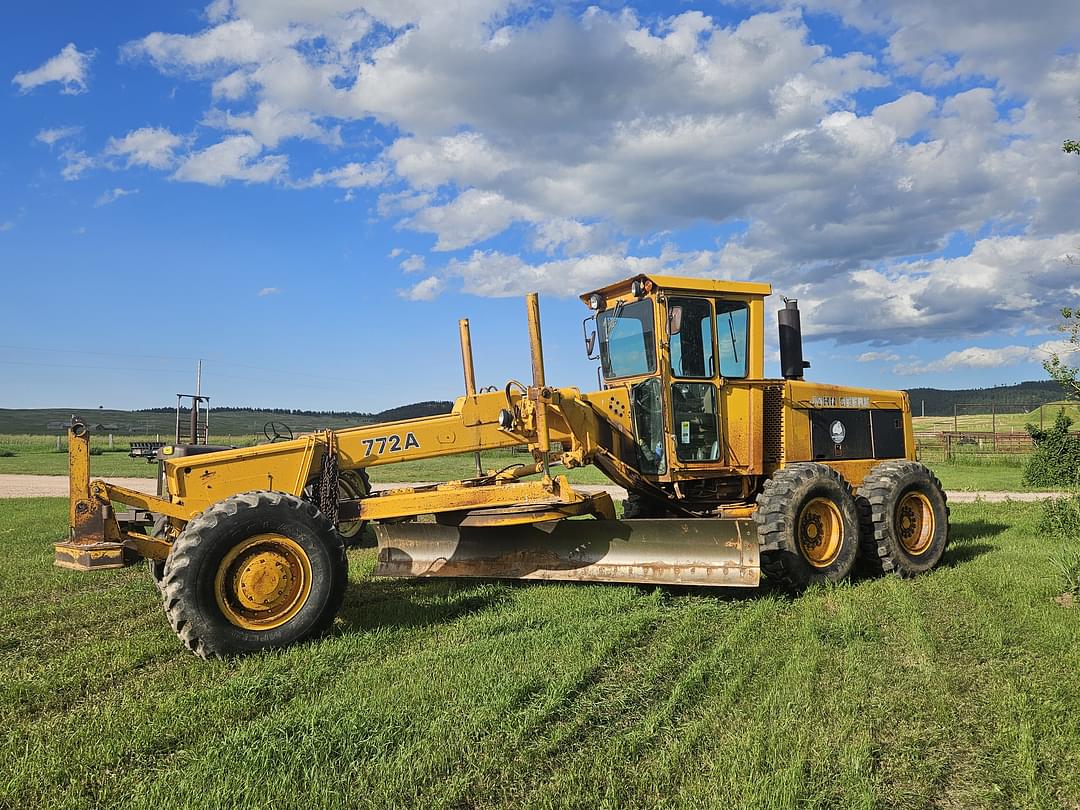 Image of John Deere 772A Image 0