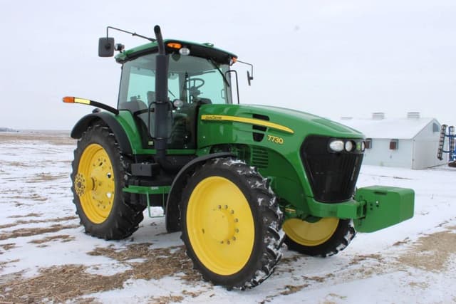 Image of John Deere 7730 equipment image 1