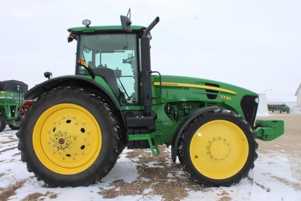 Image of John Deere 7730 Primary image