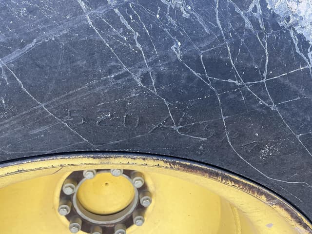 Image of John Deere 7760 equipment image 1