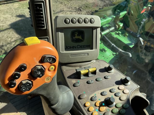Image of John Deere 7760 equipment image 4