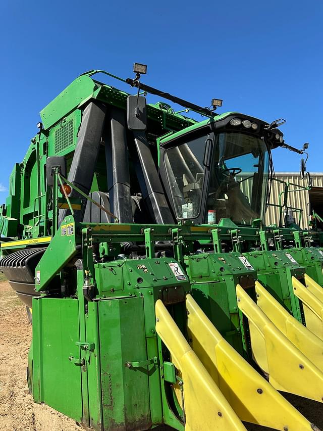 Image of John Deere 7760 equipment image 4