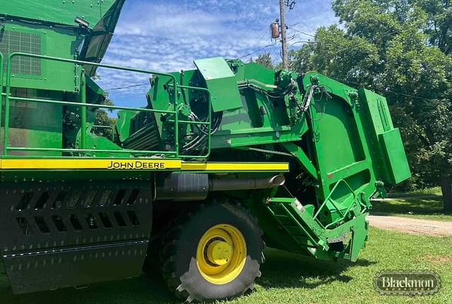 Image of John Deere 7760 equipment image 3