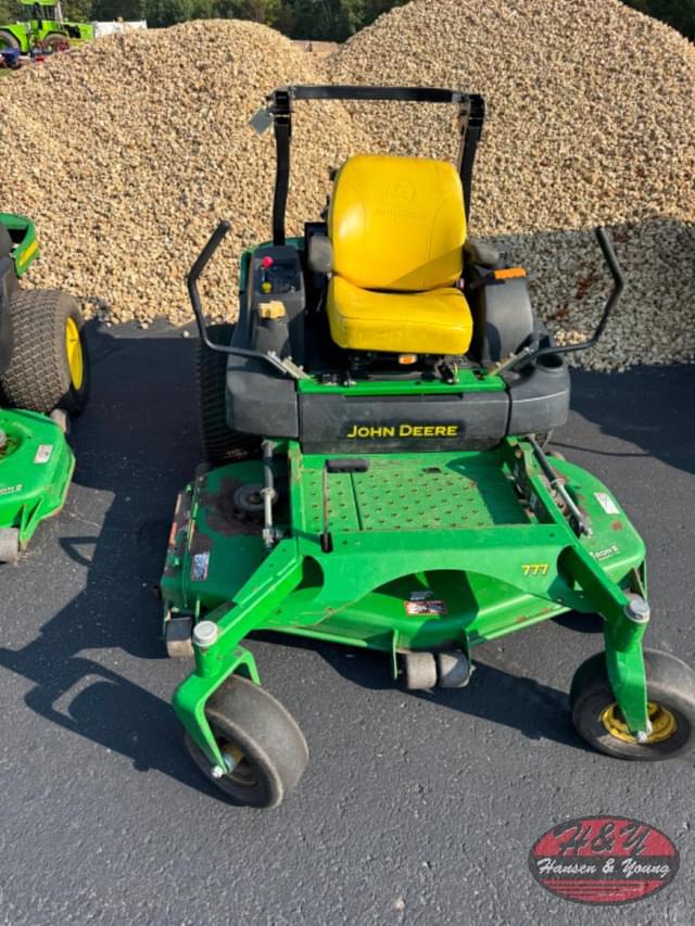 Image of John Deere 777 equipment image 1