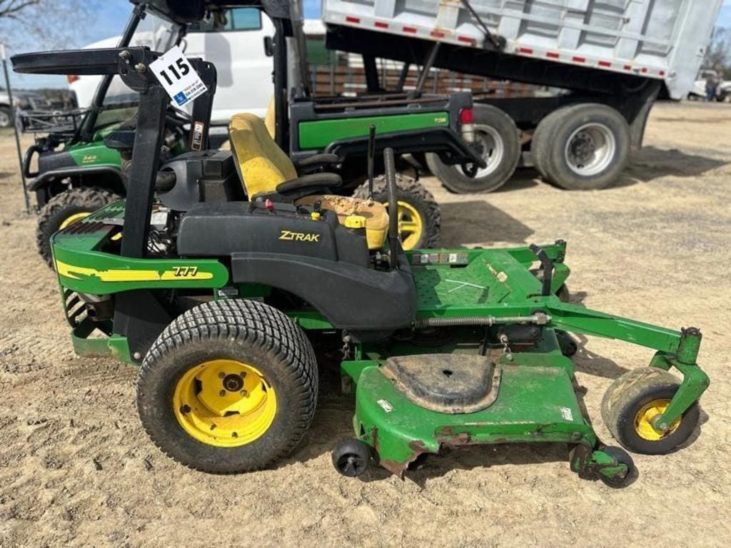Main image John Deere 777