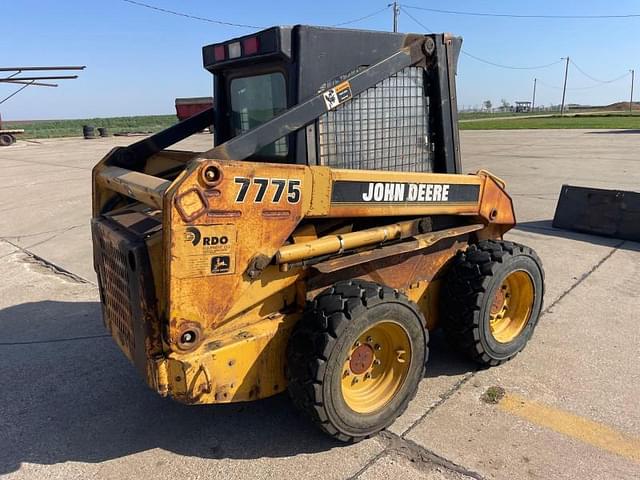 Image of John Deere 7775 equipment image 2