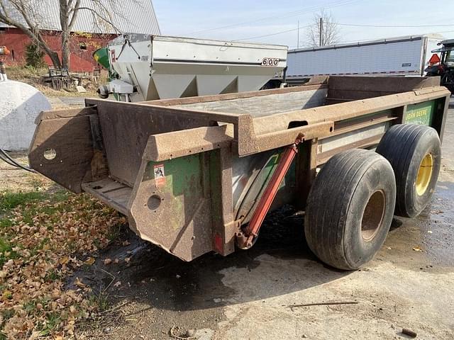 Image of John Deere 780 equipment image 4