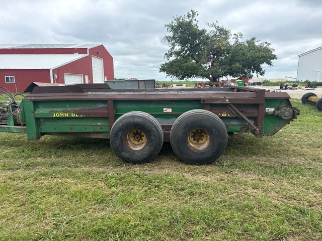 Image of John Deere 780 equipment image 1