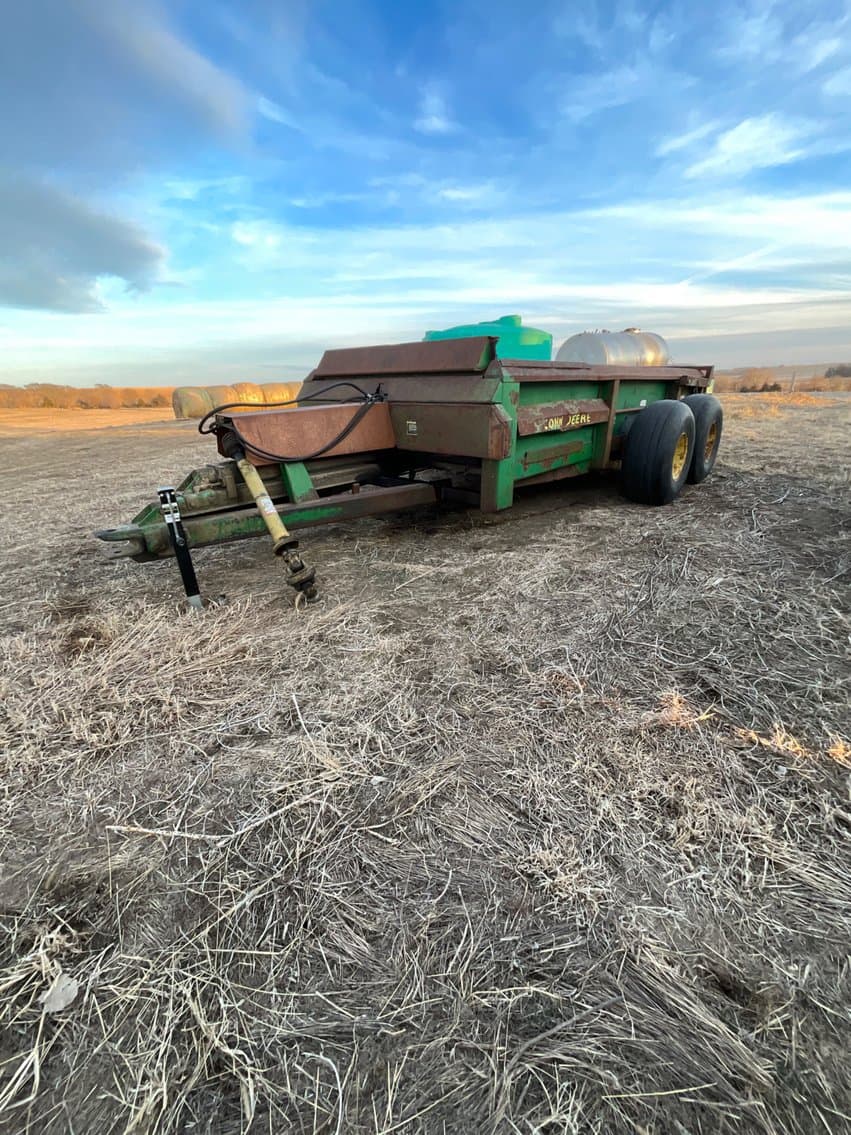 Image of John Deere 780 Primary image