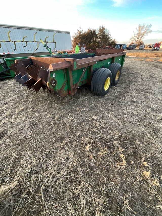 Image of John Deere 780 equipment image 2