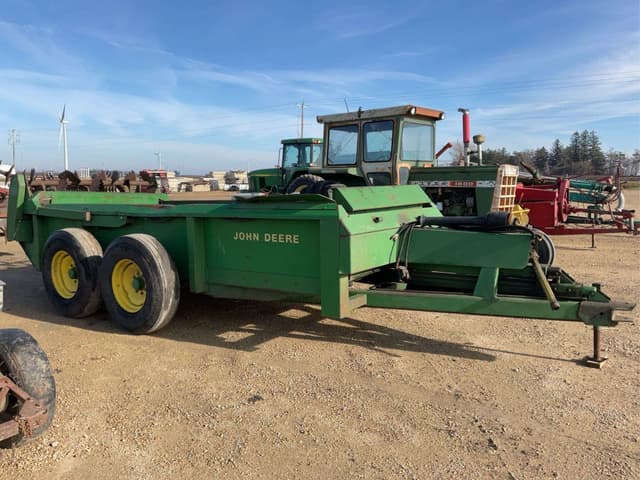 Image of John Deere 780 equipment image 1