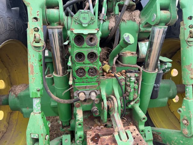 Image of John Deere 7800 equipment image 2
