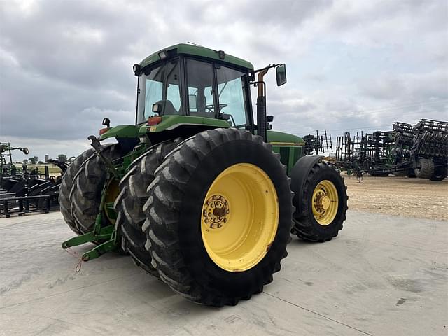 Image of John Deere 7800 equipment image 2