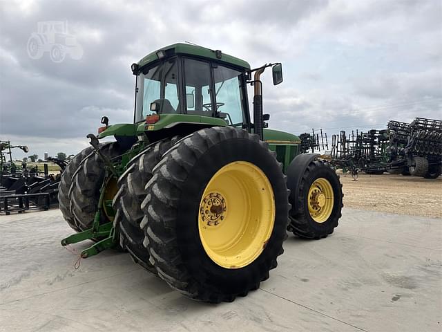 Image of John Deere 7800 equipment image 2