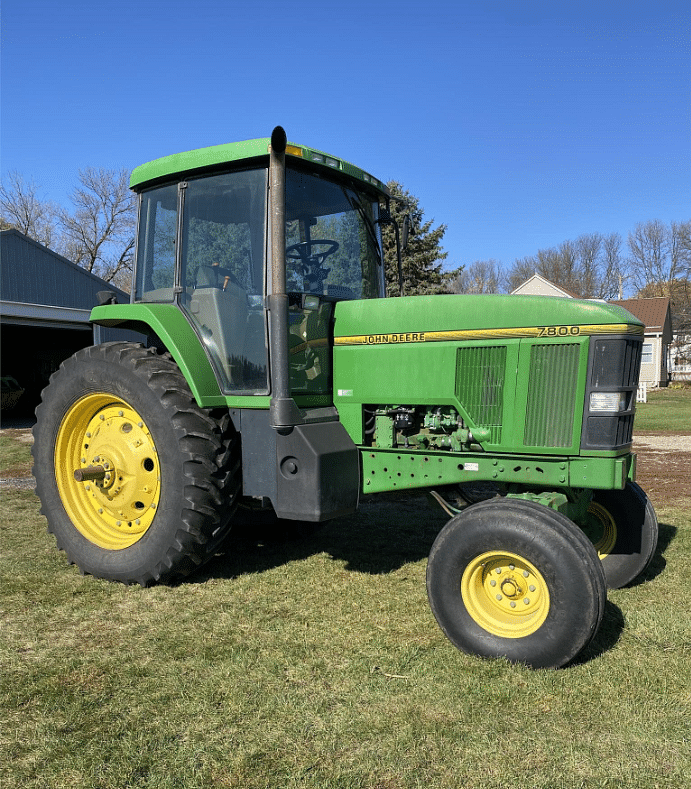 John Deere 7800 Equipment Image0