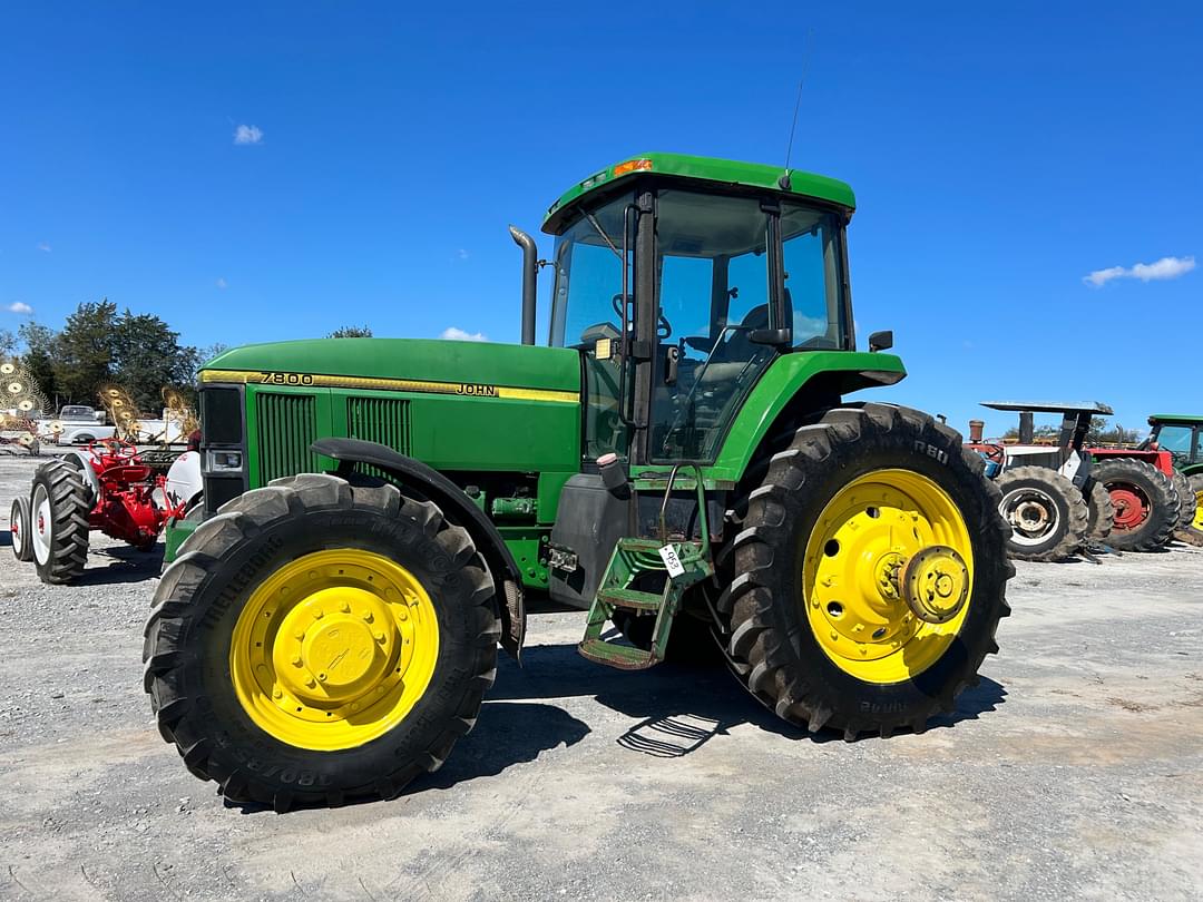 Image of John Deere 7800 Primary image