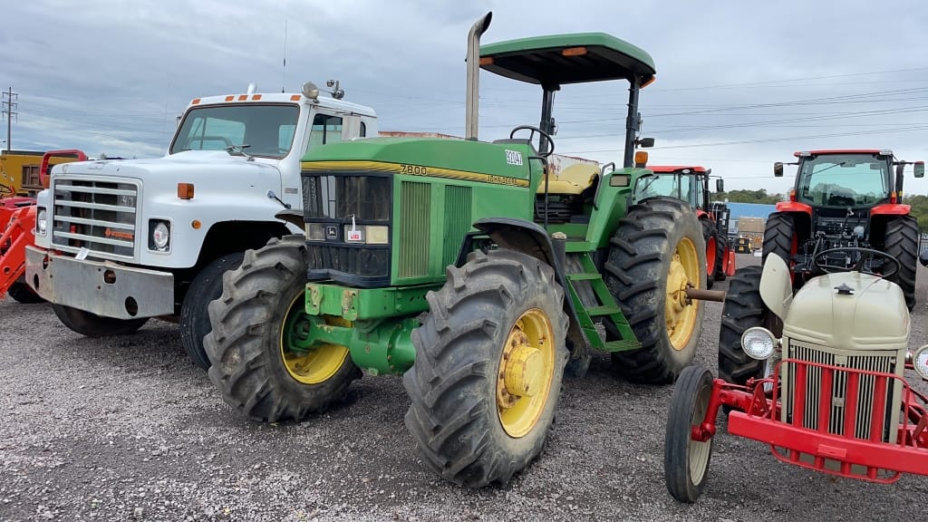 Main image John Deere 7800