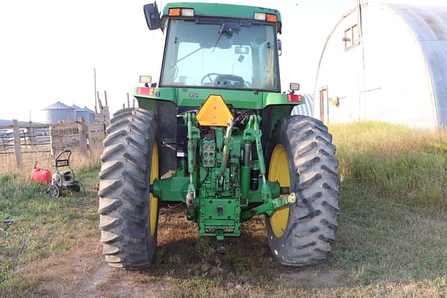 Image of John Deere 7810 equipment image 2