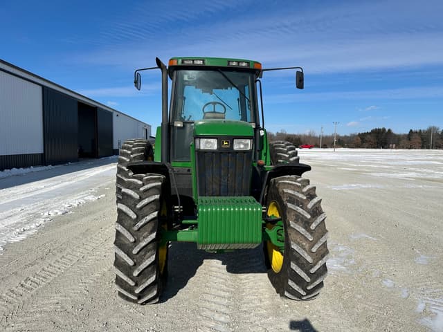 Image of John Deere 7810 equipment image 2