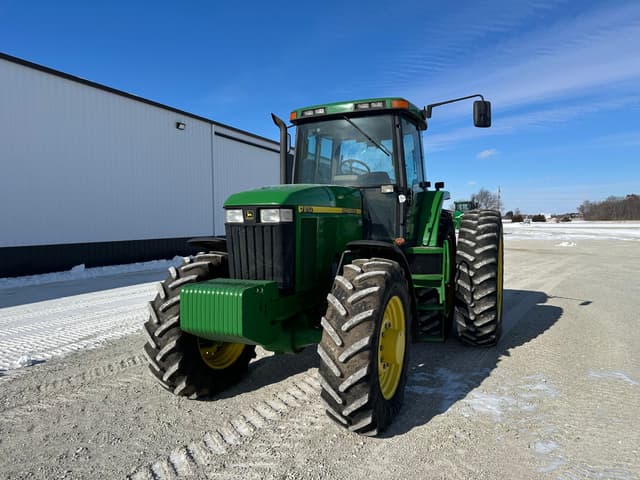 Image of John Deere 7810 equipment image 1