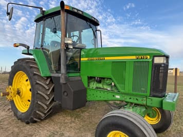 Main image John Deere 7810