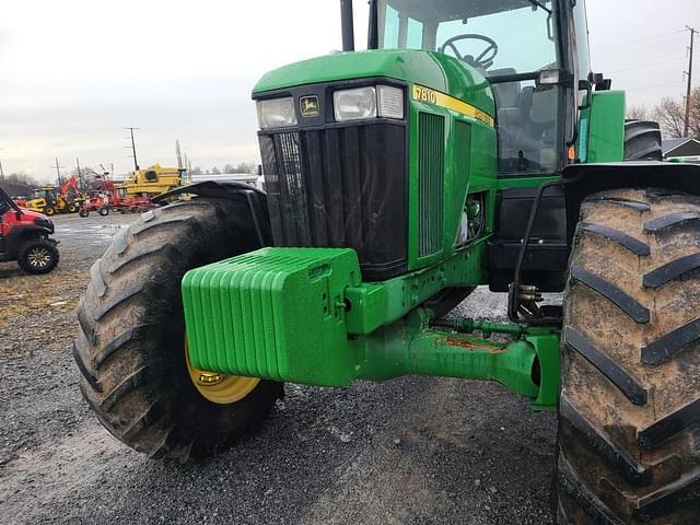 Image of John Deere 7810 equipment image 2