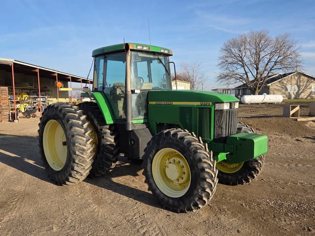 Image of John Deere 7810 equipment image 1