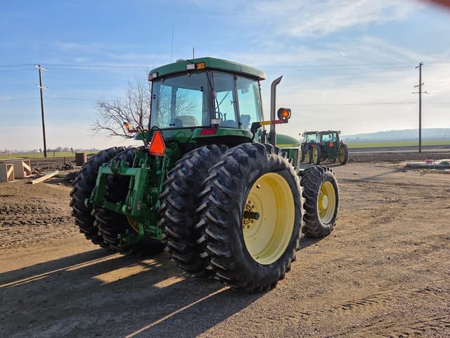 Image of John Deere 7810 equipment image 3
