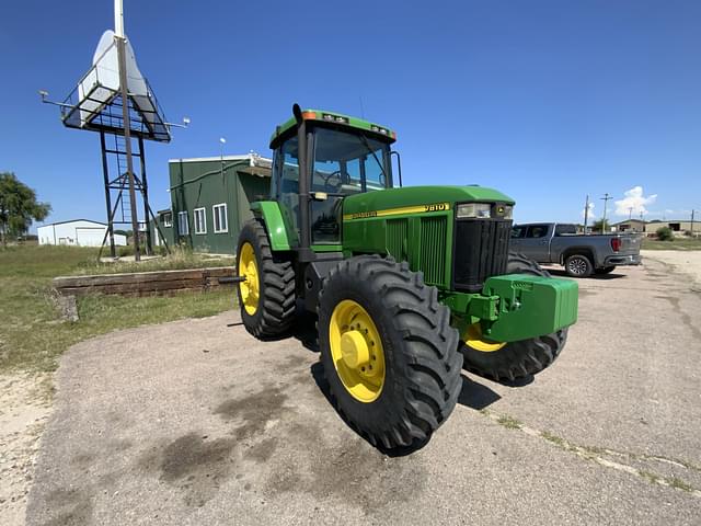 Image of John Deere 7810 equipment image 1