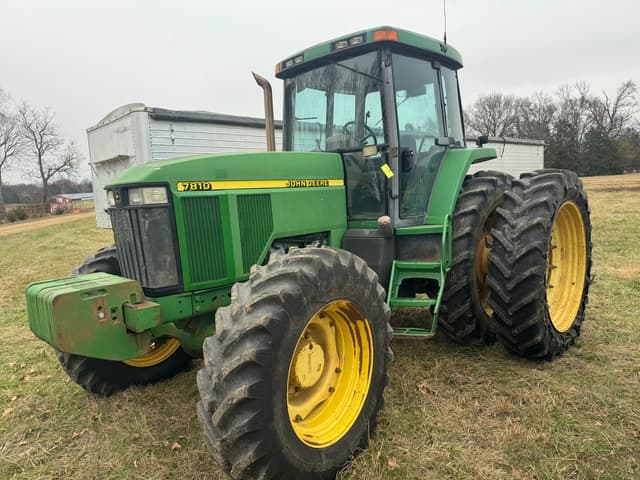 Image of John Deere 7810 equipment image 2