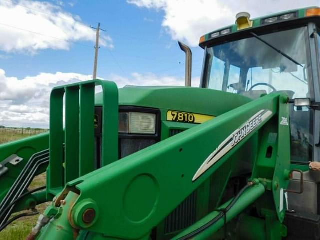 Image of John Deere 7810 equipment image 1