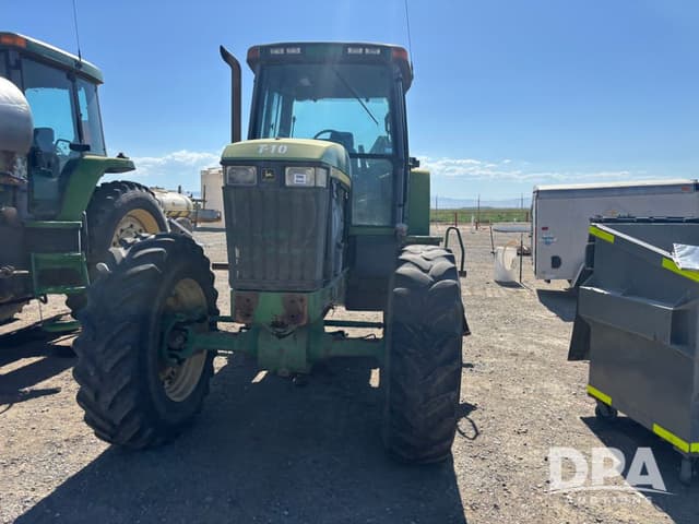 Image of John Deere 7810 equipment image 2