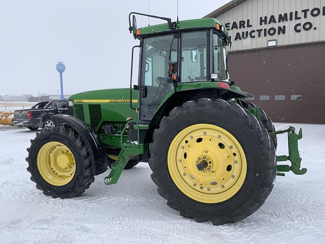 Image of John Deere 7810 equipment image 4