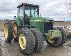 John Deere 7810 Image