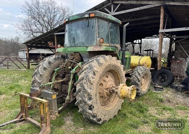 Image of John Deere 7810 equipment image 4