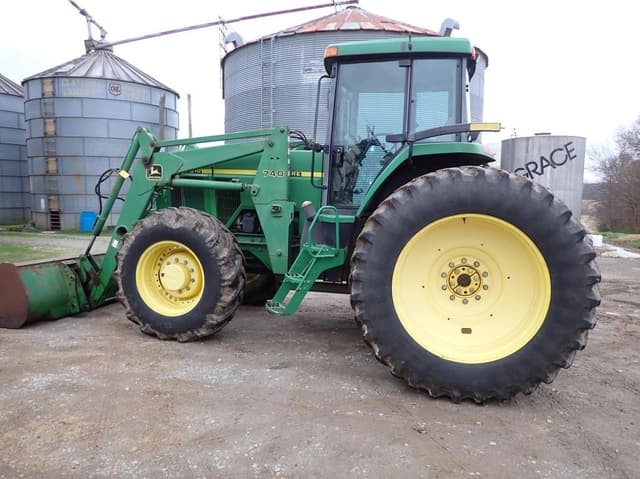 Image of John Deere 7810 equipment image 3