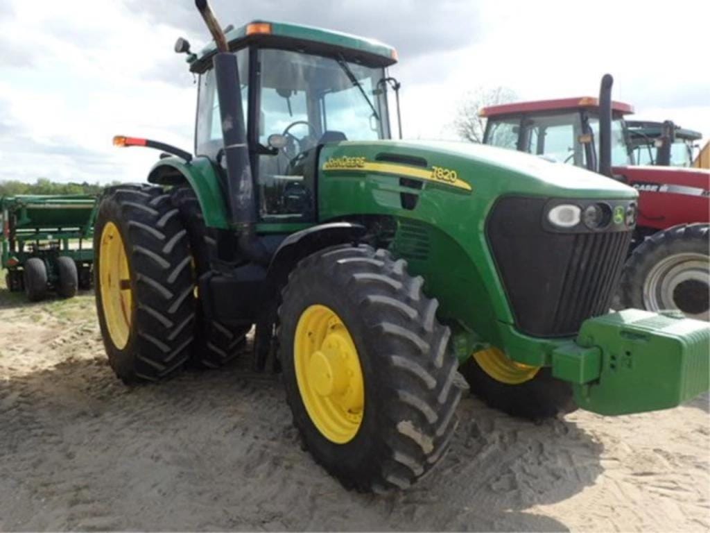 Main image John Deere 7820