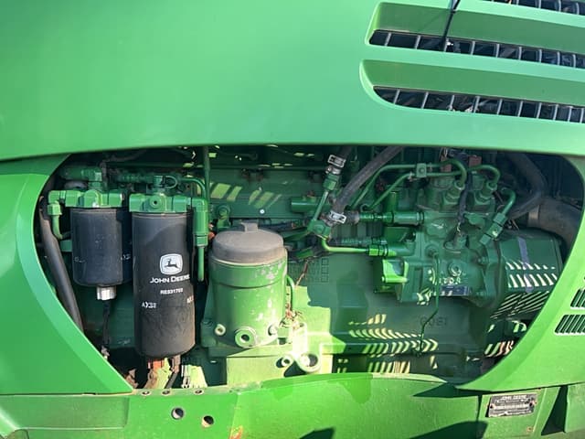 Image of John Deere 7820 equipment image 2