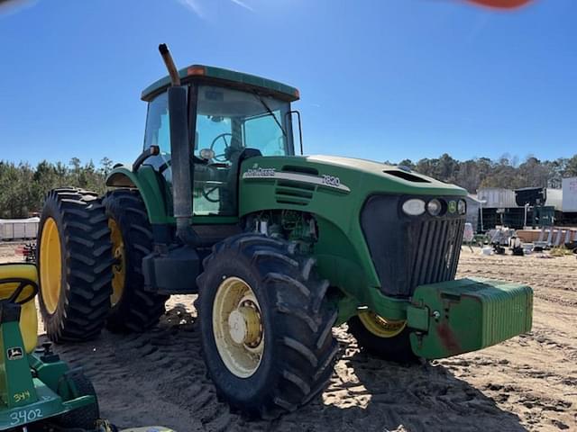 Image of John Deere 7820 equipment image 1