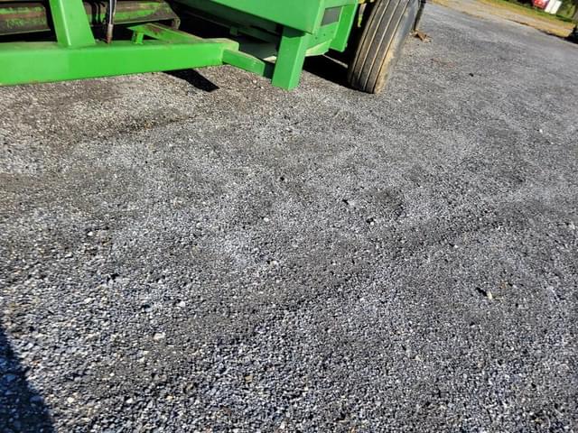 Image of John Deere 785 equipment image 2