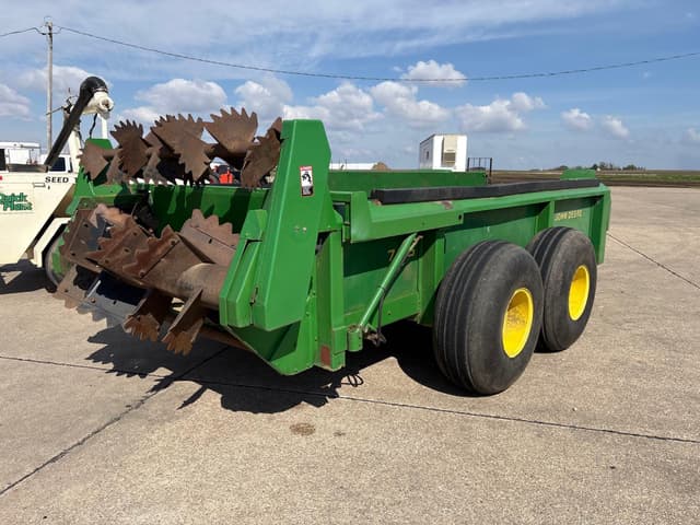 Image of John Deere 785 equipment image 2