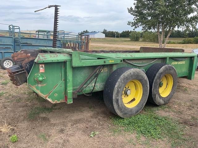 Image of John Deere 785 equipment image 1