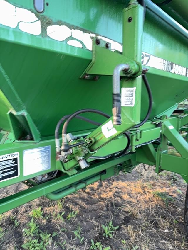 Image of John Deere 787 equipment image 3