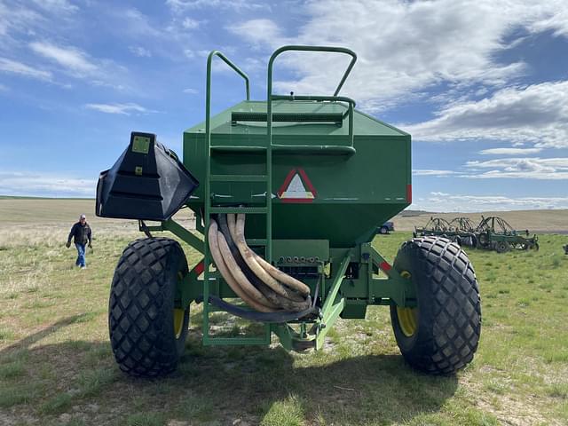 Image of John Deere 787 equipment image 1