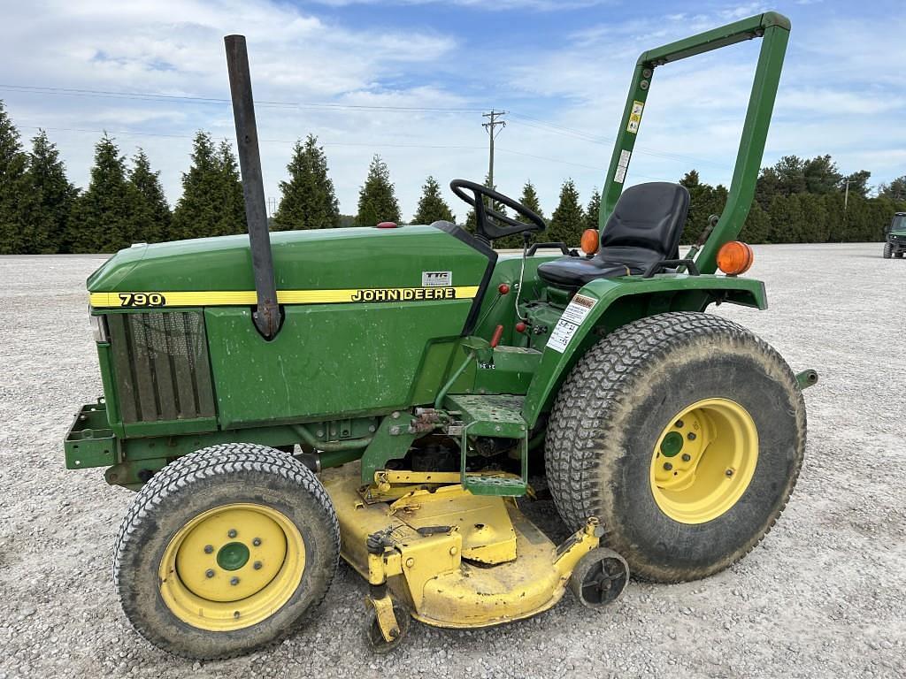 Image of John Deere 790 Primary image